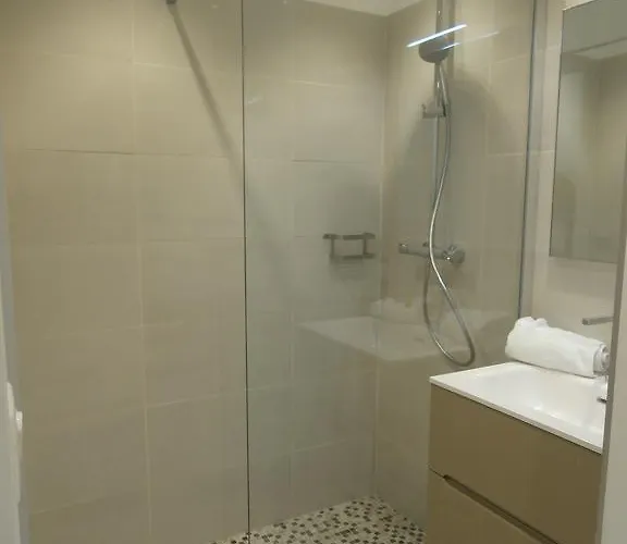 Iberia Front Sea Juan-les-Pins